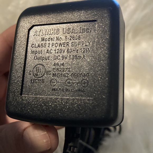 Atlinks Power Adapter #5-2608. Output: DC 9V, 500mA, 5.5mm x 2.1mm Tip. - Picture 2 of 3
